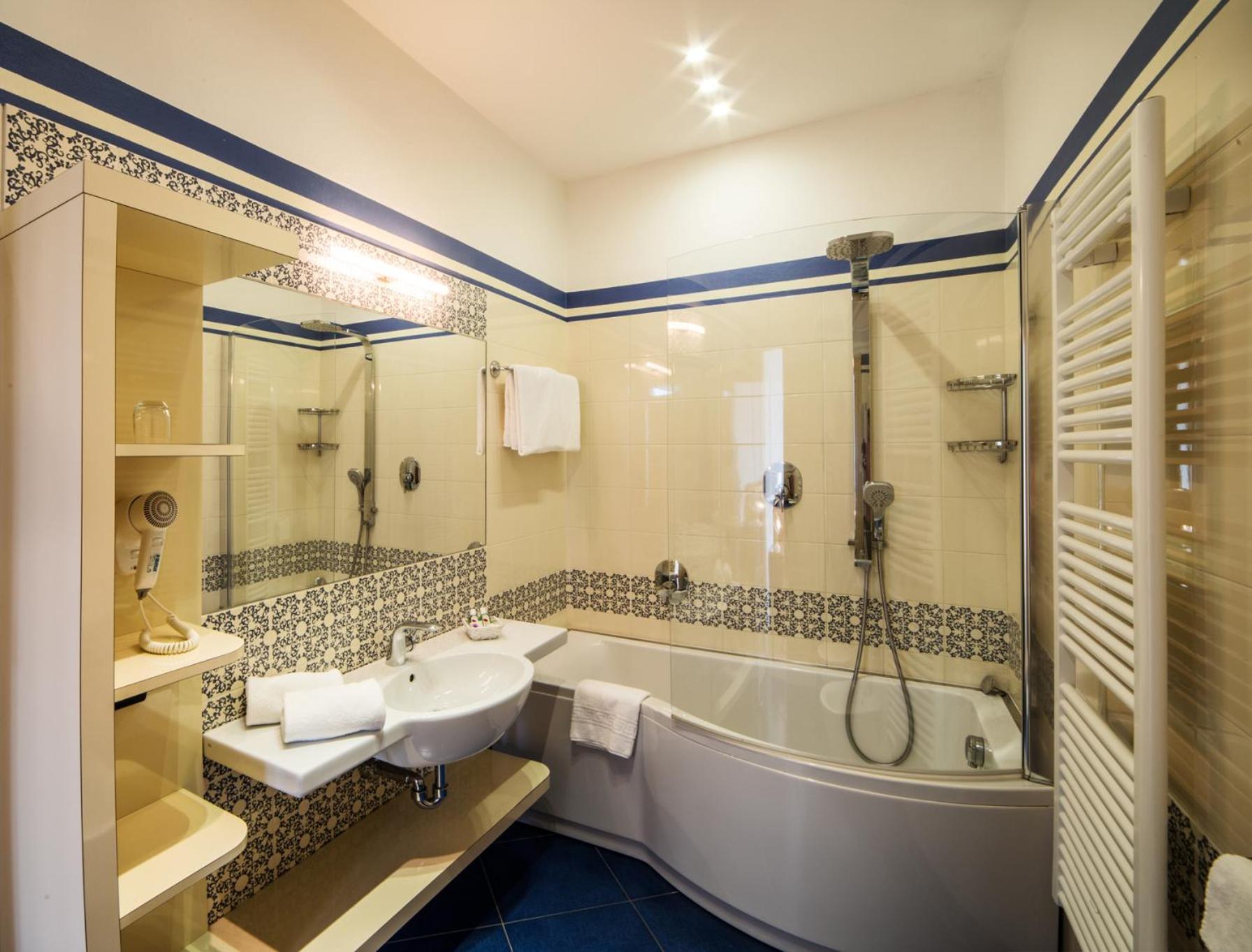 Hotel Villa Marie Tremezzo Bilik gambar